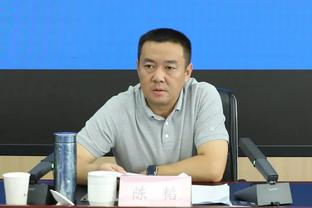 科尔谈库里下场时球队应如何做：多和保罗挡拆 要执行得更好